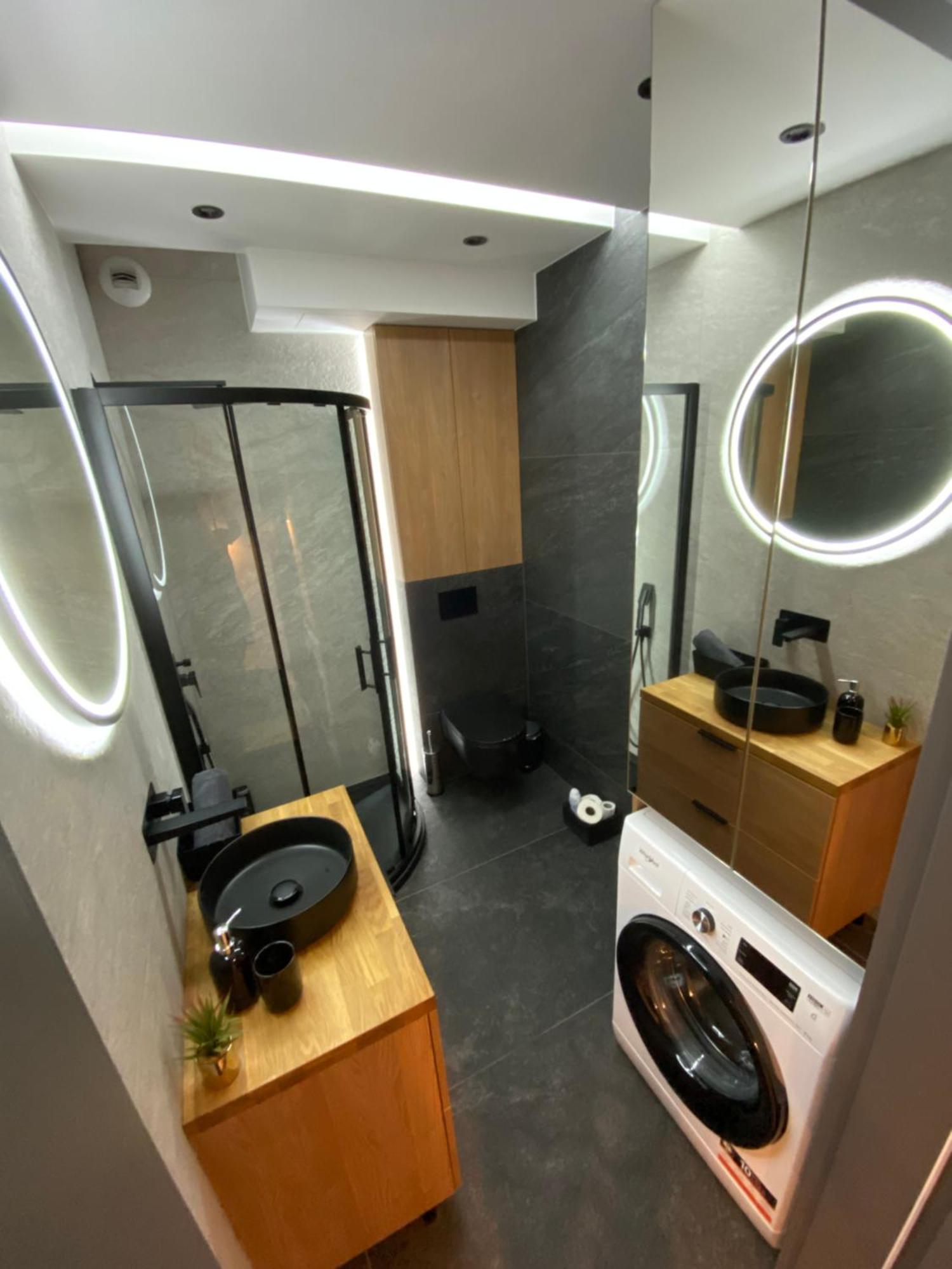 Beautiful And Modern Apartment- Garage- Wislane Tarasy Krasków Eksteriør bilde